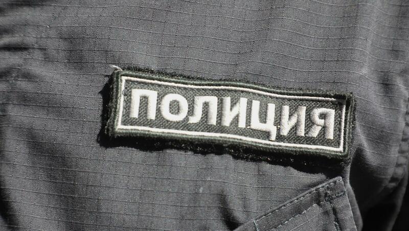 В Петербурге мужчина потратил более пяти тысяч рублей с чужой карты на алкоголь и продукты