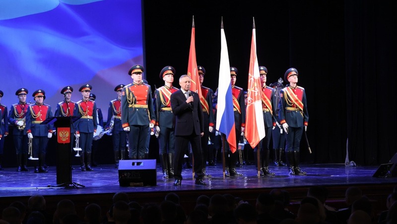 Беглов поздравил Роту почётного караула Ленинградского военного округа с 65-летним юбилеем