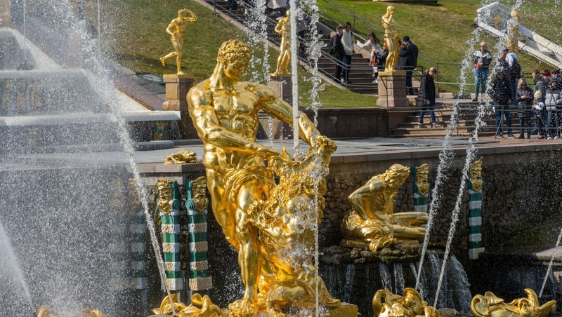 Осенний фестиваль фонтанов состоится в сентябре в Петергофе