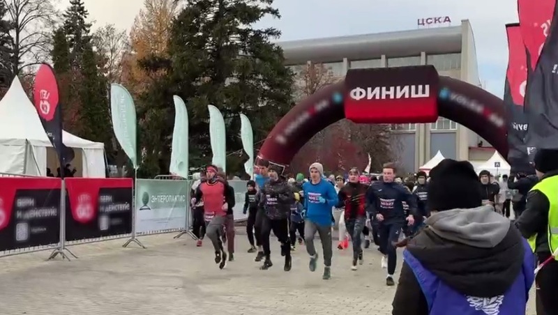 Более 2 тыс. человек приняли участие в легкоатлетическом забеге в Самаре