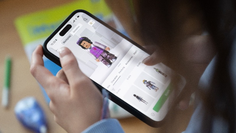 Роскомнадзор заблокировал игровую площадку Roblox в России