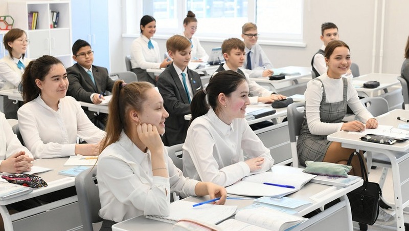 Казанских школьников на один день переведут на дистанционное обучение