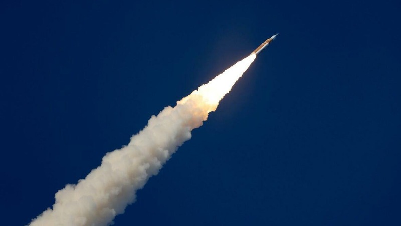 Первая за полвека пилотируемая миссия стартовала к Луне