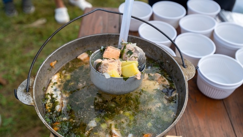 15 тыс. порций царской ухи приготовят на Всероссийском фестивале русской кухни в Хабаровске (0+)