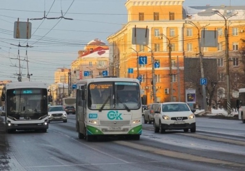 В 2026 году в Омске на 5% изменится стоимость проезда в общественном транспорте