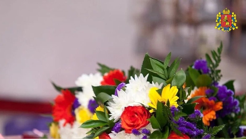 А.Авдеев присвоил 2 работникам культуры «Знак великого князя Боголюбского»