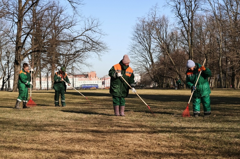 В Петербурге стартовали весенние субботники 6 апреля 2026 года