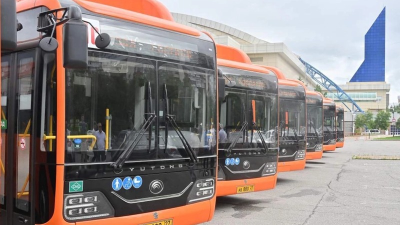 Хабаровск получил 8 новых автобусов для городских маршрутов