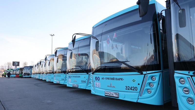 100 новых электробусов начнут курсировать в 2026 году в Петербурге