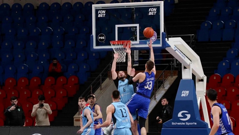 Уфимское «Динамо» одержало первую победу в плей-офф