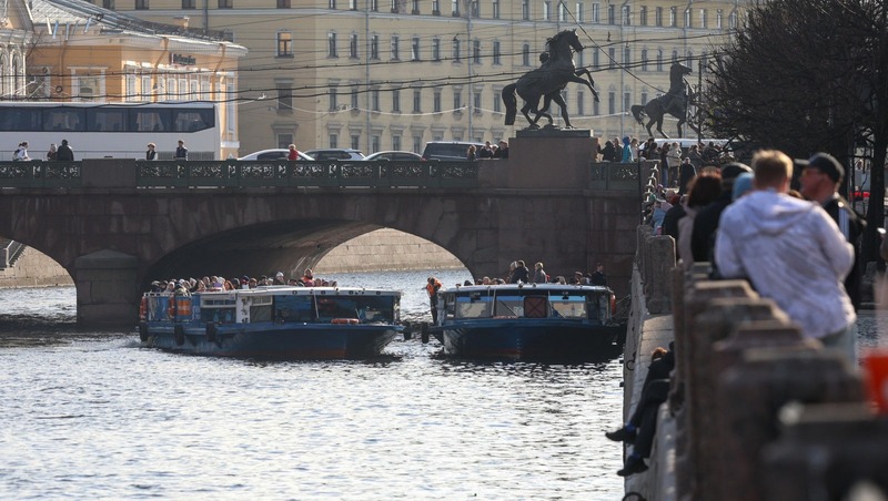 Петербург на майских праздниках посетили 675 тыс. туристов