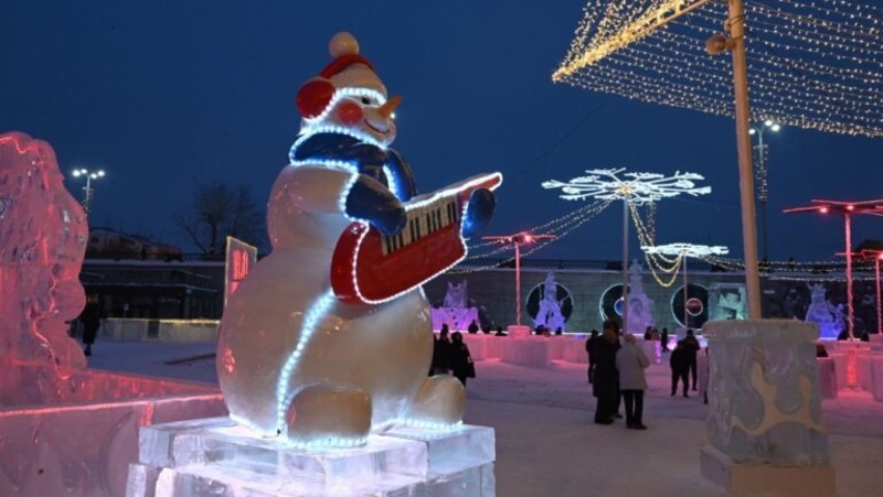 150 тыс. человек посетили ледовый городок в Екатеринбурге