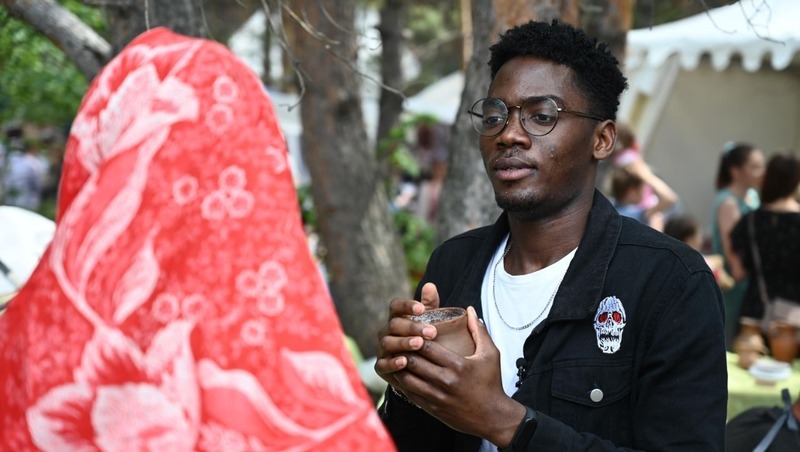 Иностранных студентов на Южном Урале научат лепить пельмени