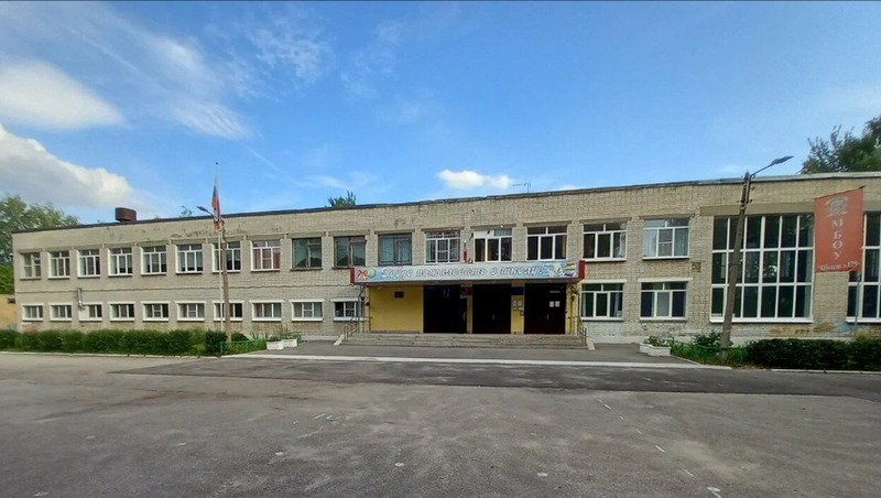 Школе № 129 присвоили имя Героя Советского Союза Дмитрия Минеева в Нижнем Новгороде