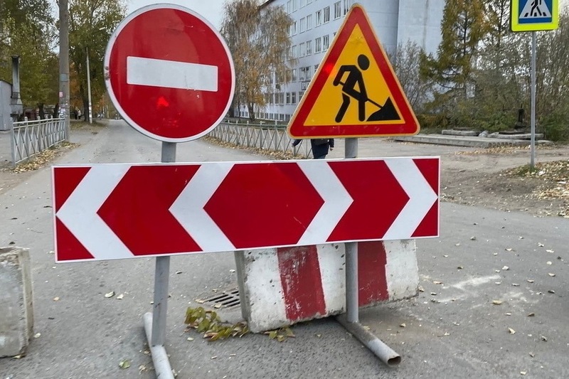 В Омске временно закроют проезд с Фрунзенского моста на улицу Госпитальную