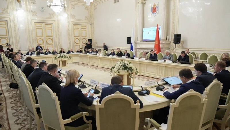 Бельский: 74 новых медучреждения построят в течение 10 лет в Петербурге