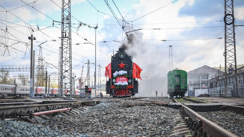Более 10 тыс. человек встретили «Паровоз Победы» в Уфе