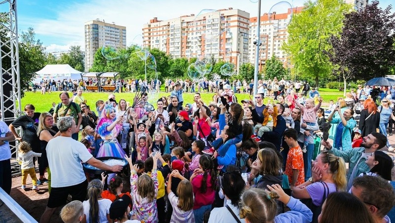 Семейный фестиваль состоялся в Колпинском районе Петербурга