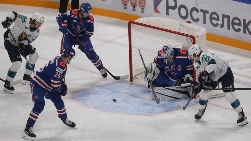 Нападающий Андрей Локтионов подписал контракт со СКА