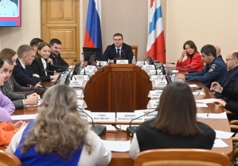 Хоценко: Численность омского Движения Первых за год выросла на треть