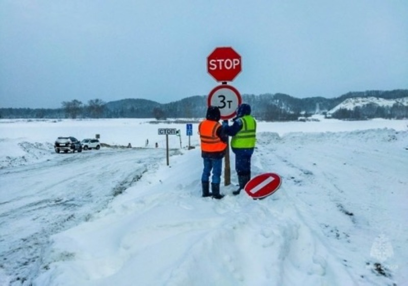 2 новые ледовые переправы через Иртыш открылись в Омской области 
