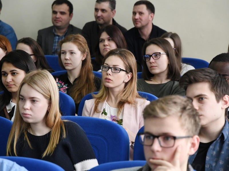 582 заявки поступило на стажировку в мэрию Казани
