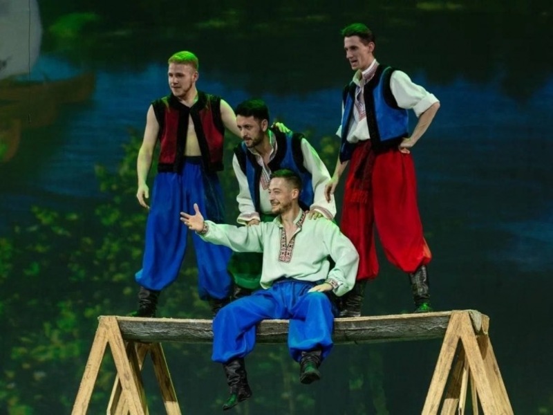 В.Путин назначил грант для поддержки омских творческих коллективов