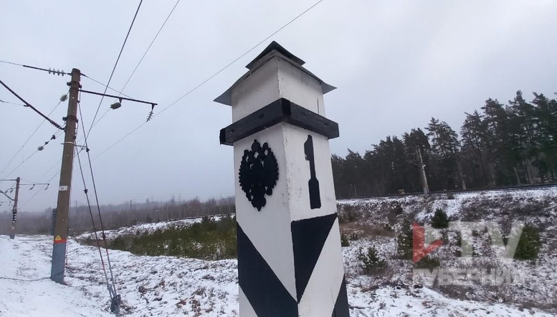 На железнодорожной ветке из Воронежа в Рамонь установили столбики в стиле 19 века