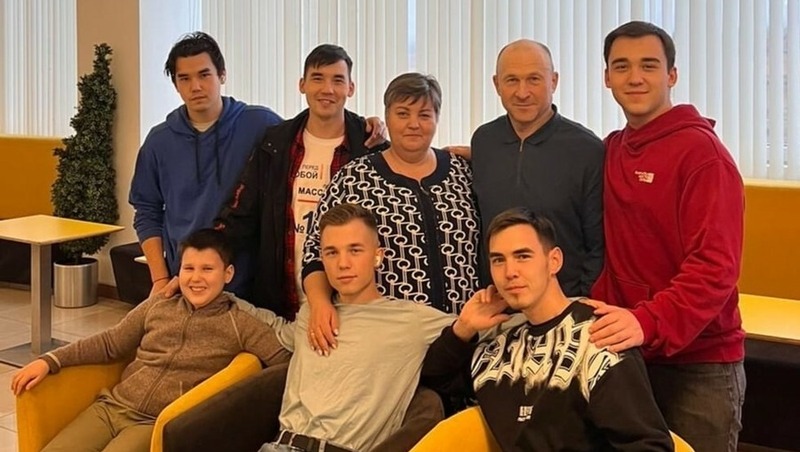 Для многодетных семей Магаданской области расширили льготы по транспортному налогу