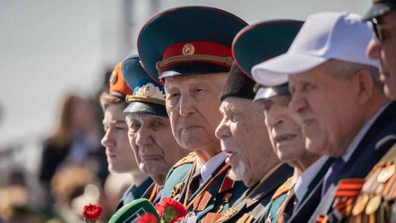 Более 100 ветеранов ВОВ получат новогодние подарки в рамках акции в Татарстане