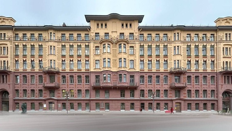 40 домов-памятников планируют отреставрировать до 2030 года в Петербурге