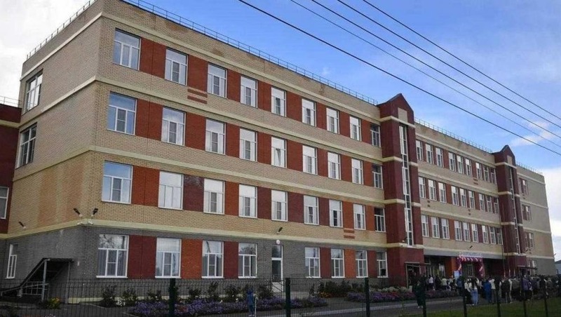 Виталий Хоценко открыл новую школу в Исилькуле в День знаний