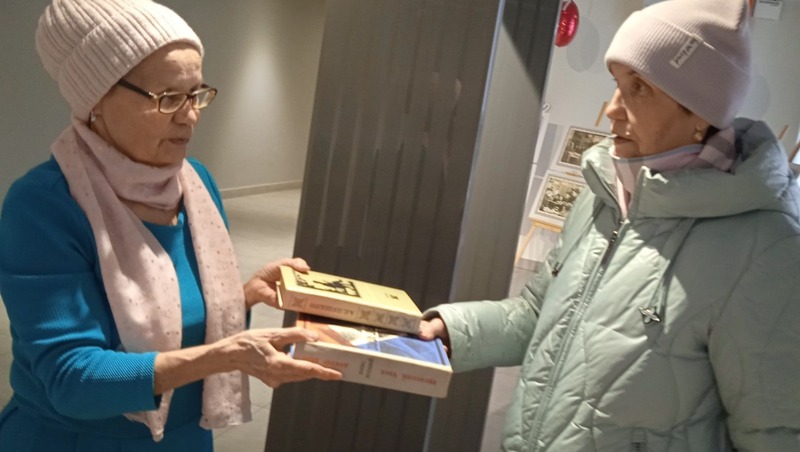 Благотворительная акция по сбору книг для сельских школ началась в Елабуге