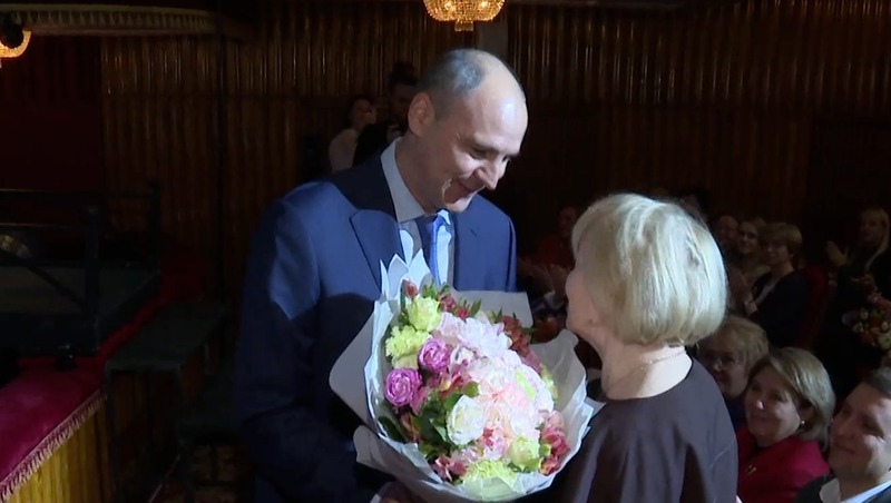 6 педагогов получили звание «Заслуженный учитель Свердловской области»