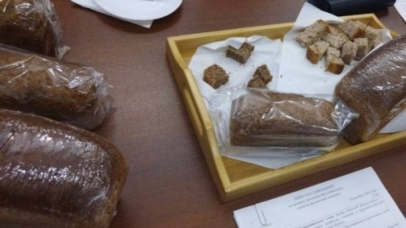 Хлеб из омской фиолетовой пшеницы начали печь в Беларуси