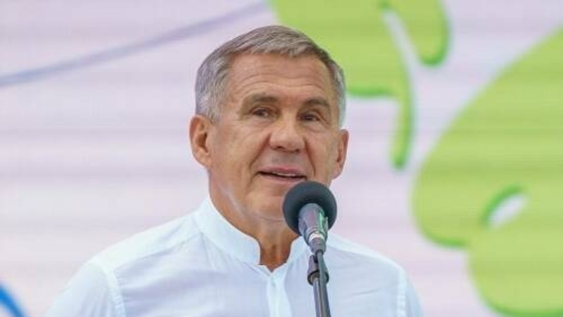 Минниханов поздравил волонтеров РТ с Международным днем добровольца