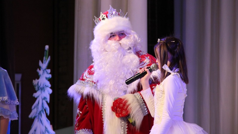 Около 2 тыс. детей получат новогодние подарки в Елабуге