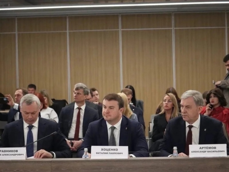 Виталий Хоценко представил туристический потенциал Омской области на заседании  в Красноярске