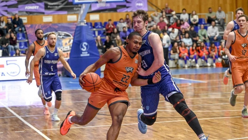 «ЧБК» разгромил ижевский «Купол-Родники» в матче Суперлиги