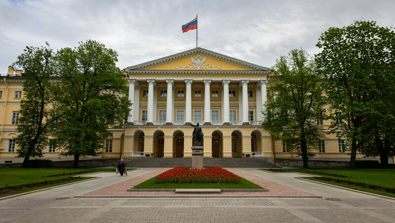 А.Беглов утвердил субсидии для вузов Петербурга для реализации программ среднего профобразования