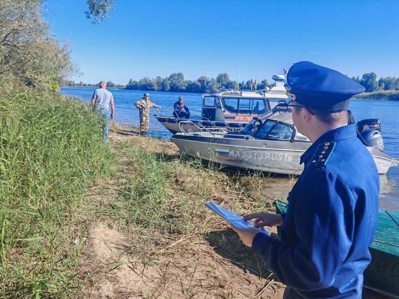 Уголовное дело о затонувшем катере и гибели людей возбудили в РТ