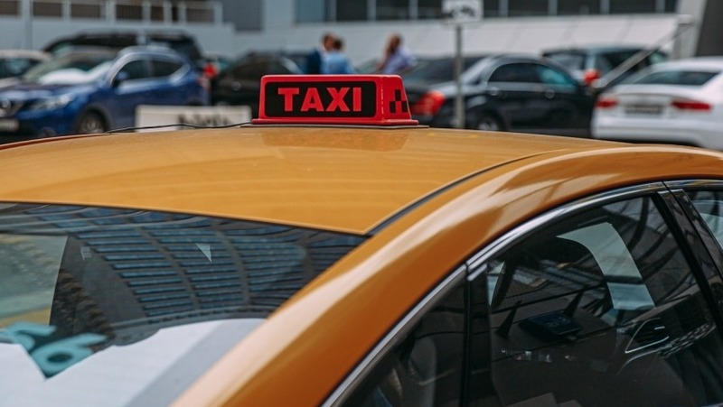 Несовершеннолетняя хабаровчанка угнала такси