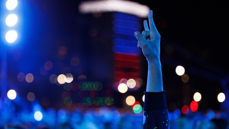 Продюсер Вадим Цыганов объяснил, чем плох образ и псевдоним певца Шамана