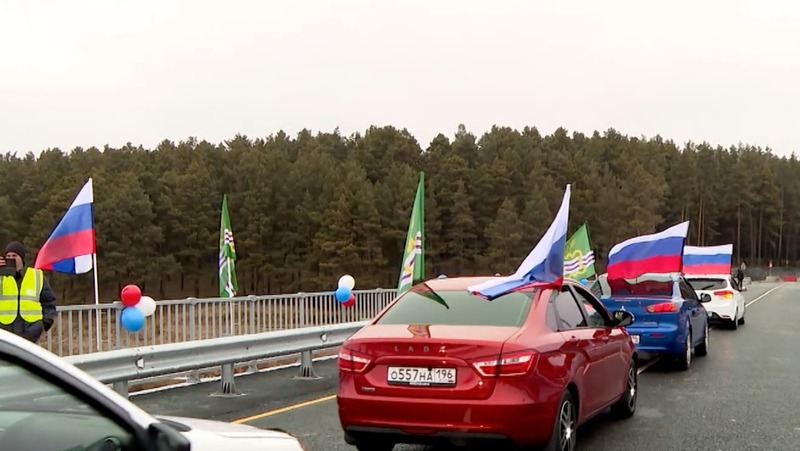 Движение по новому мосту через реку Исеть открыли в Каменском районе Свердловской области