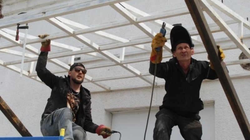 В Седельниково начался капремонт хореографической школы