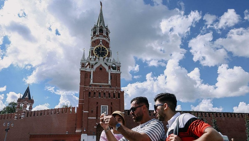 Московский Кремль закроют для посетителей 9 мая