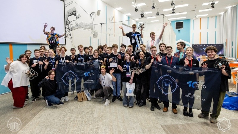 Школьники-инженеры из 11 регионов примут участие в олимпиаде по летающей робототехнике в Петербурге