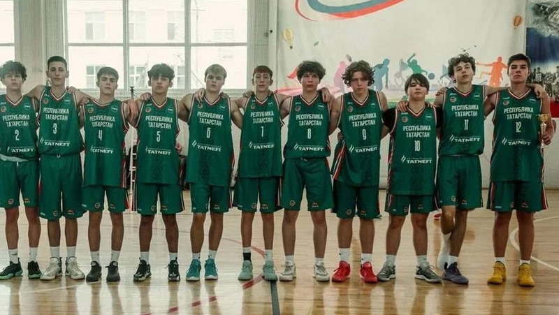Воспитанники «Уникс-юниор» вышли в полуфинал Первенства России по баскетболу