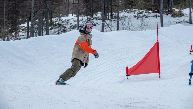 Этапы Кубка России по сноуборд-кроссу стартовали в Магадане