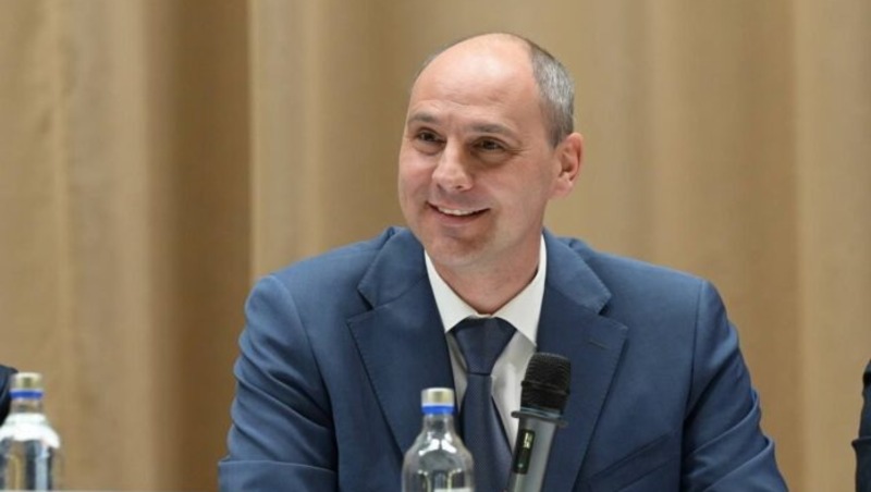 Паслер поздравил Уральский медуниверситет с 95-летием